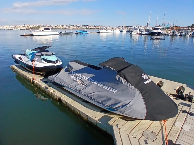 Alquiler de embarcaciones Sea-Doo GTI 130 enPortimão en Samboat