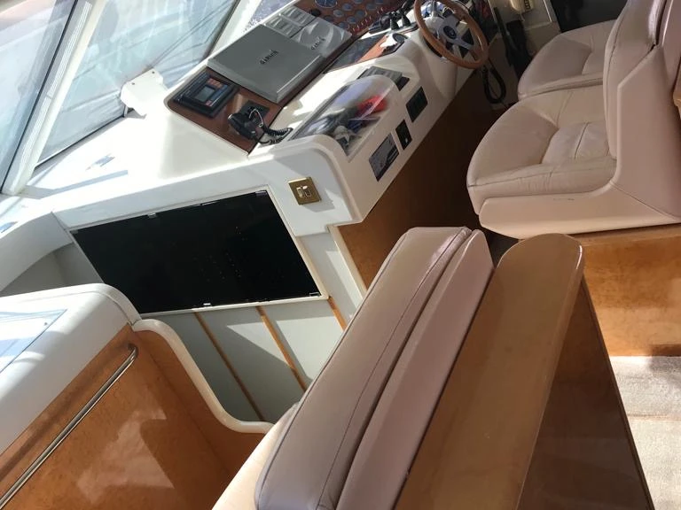 Alquiler de Princess Princess 65 Fly en Umag