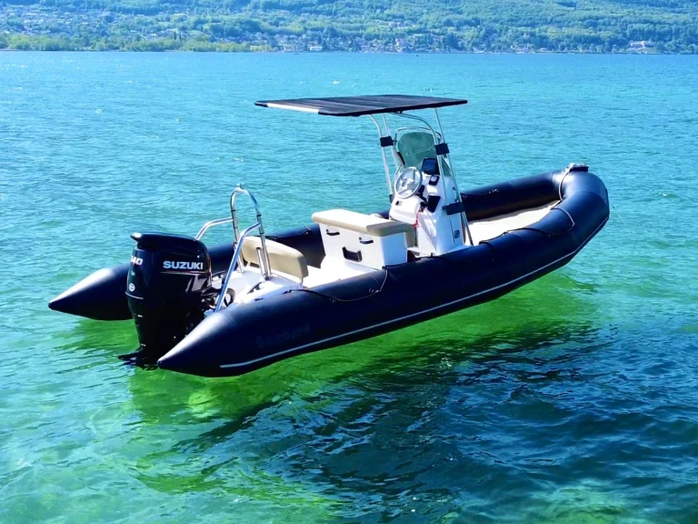 Alquiler de Lancha, con o sin patrón Bombard Aix-les-Bains