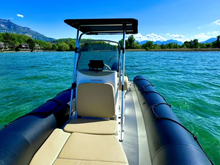 Alquiler Lancha en Aix-les-Bains - Bombard Sunrider 650
