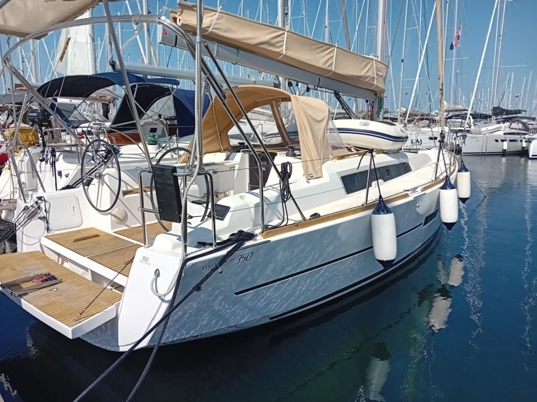 Alquiler de Velero, con o sin patrón Dufour Biograd na Moru