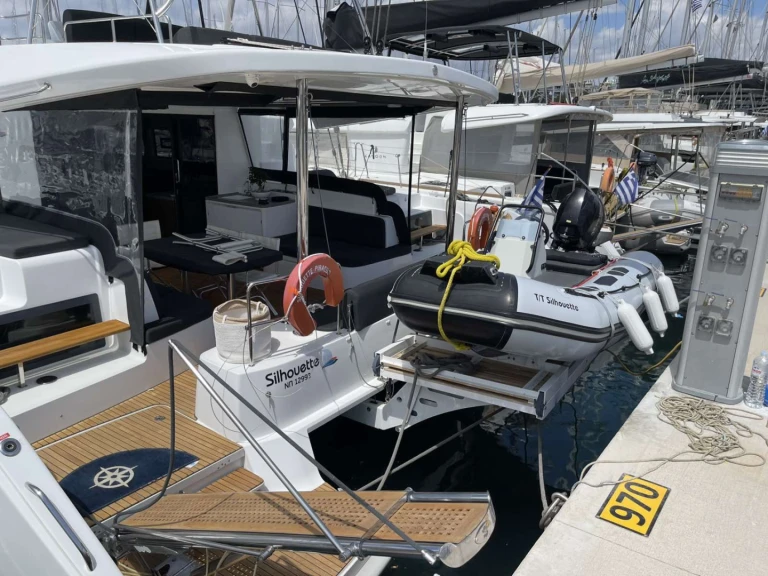 Alquiler Catamarán Lagoon con o sin  título de navegación