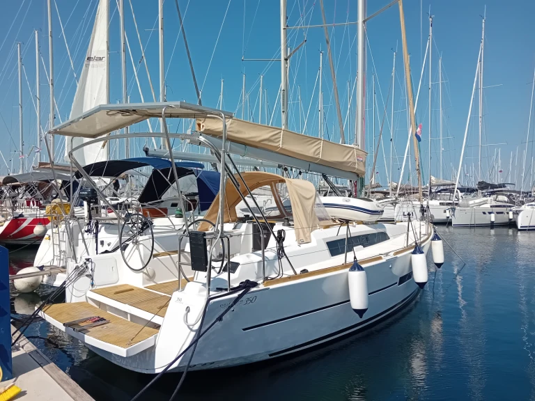 Alquiler de embarcaciones Dufour Dufour 350 Grand Large enBiograd na Moru en Samboat
