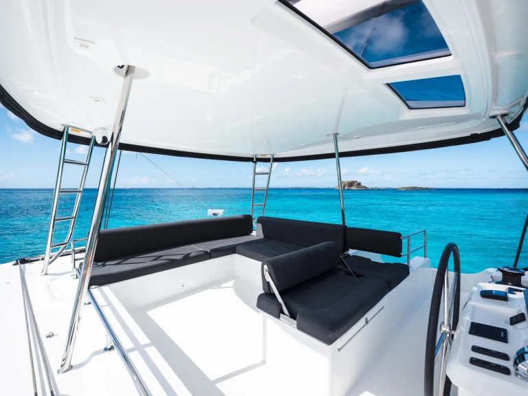 Alquiler Catamarán Lagoon con o sin  título de navegación