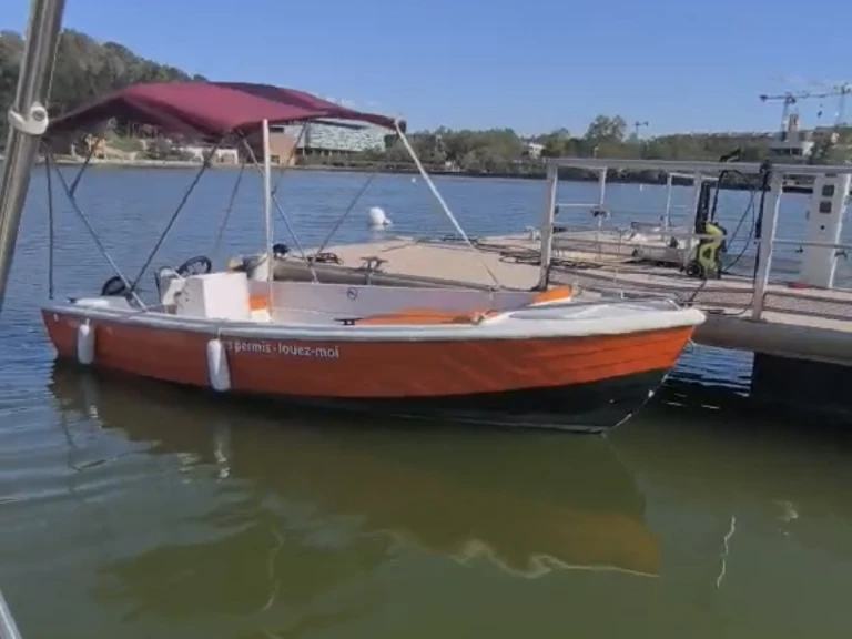 Alquiler Istres - Naval plastica Livia 450 en SamBoat