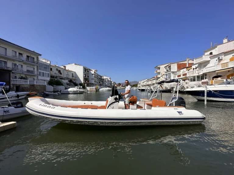 Alquiler de barcos Empuriabrava barato de PROLINE 740