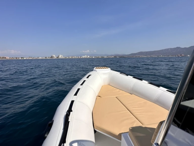 Tiger Open 600 de alquiler a Empuriabrava