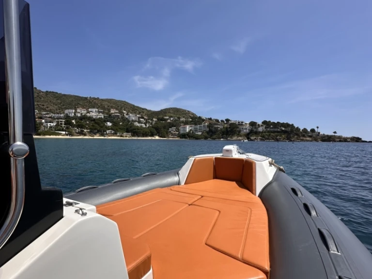 Alquiler de embarcaciones Tiger 650 Topline enEmpuriabrava en Samboat