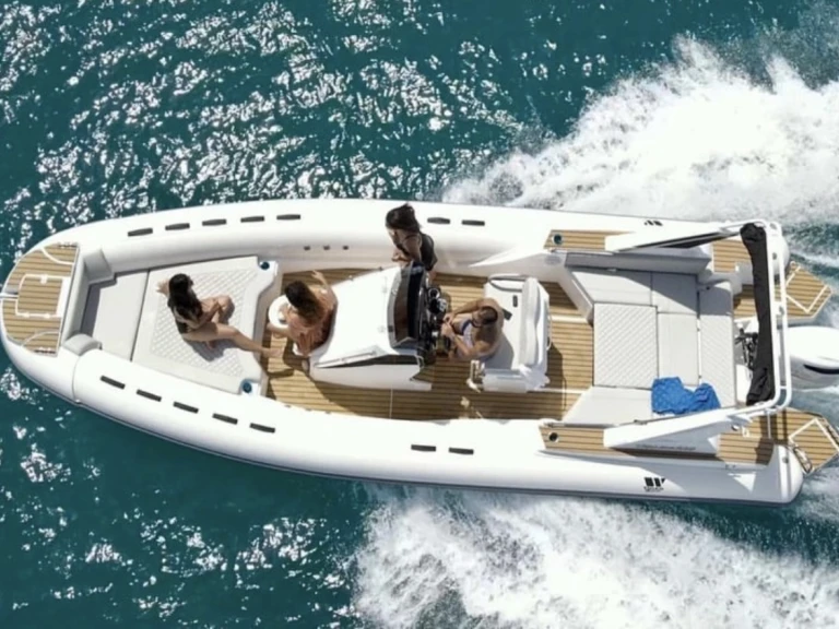 Alquiler de embarcaciones Tiger 850 TOPLINE enEmpuriabrava en Samboat