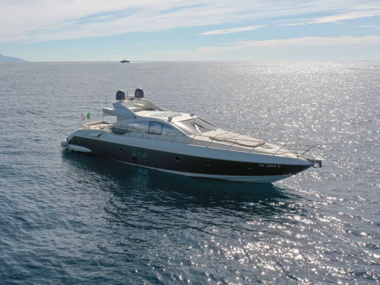 Azimut 68S de alquiler a Bacoli