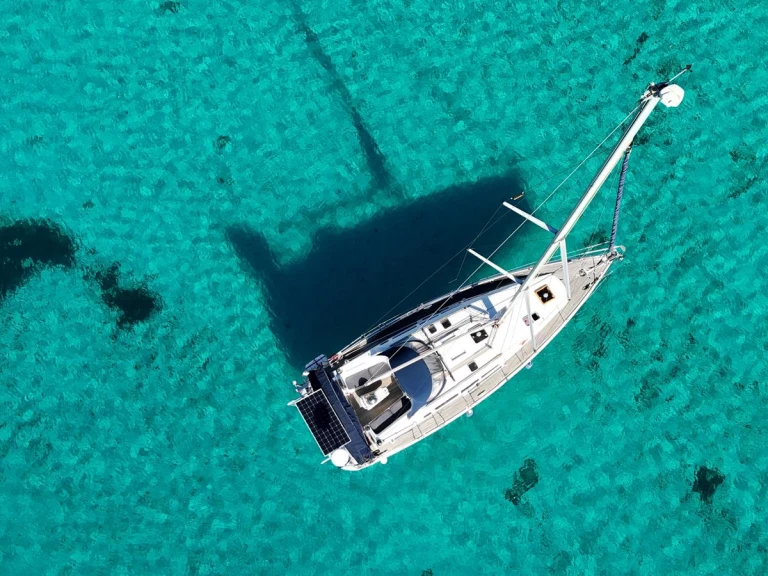 Alquiler de barcos Ibiza (Ciudad) barato de Sun Odyssey 42i