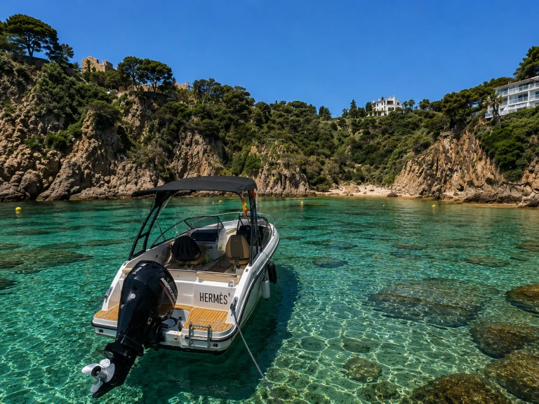 Quicksilver Activ 605 Bowrider de alquiler a Blanes