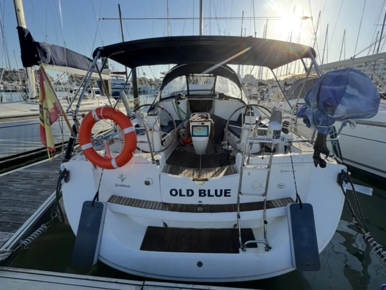 Alquiler de Jeanneau Sun Odyssey 42i en El Puerto de Santa María