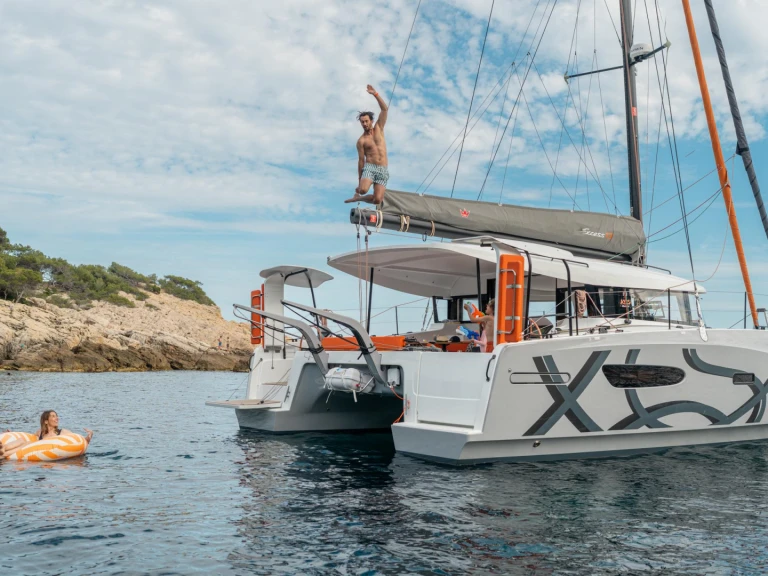 Alquiler Catamarán Excess con o sin  título de navegación