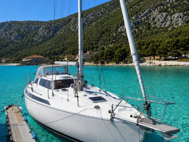 Alquiler Velero Jeanneau con o sin  título de navegación