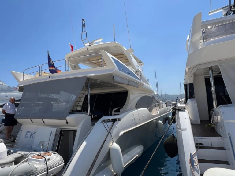 Azimut Azimut 70 de alquiler a Bodrum