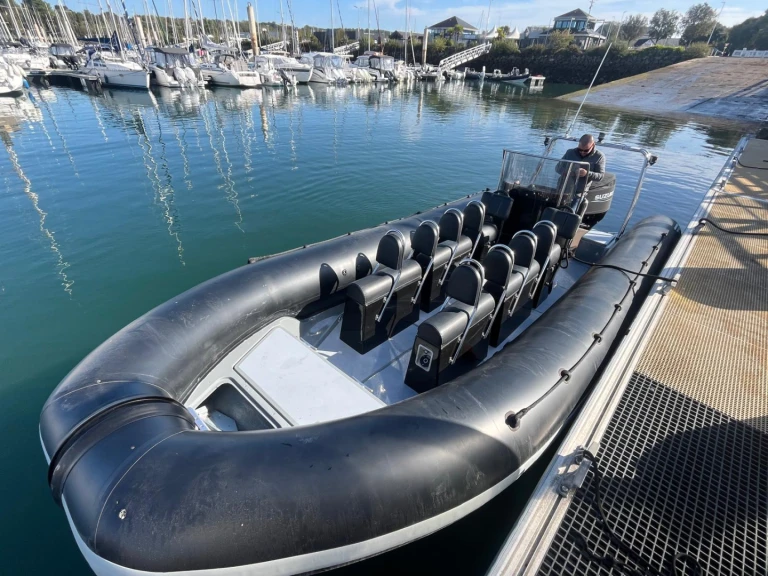 Alquiler de embarcaciones Capelli Tempest 750 Work enLa Forêt-Fouesnant en Samboat