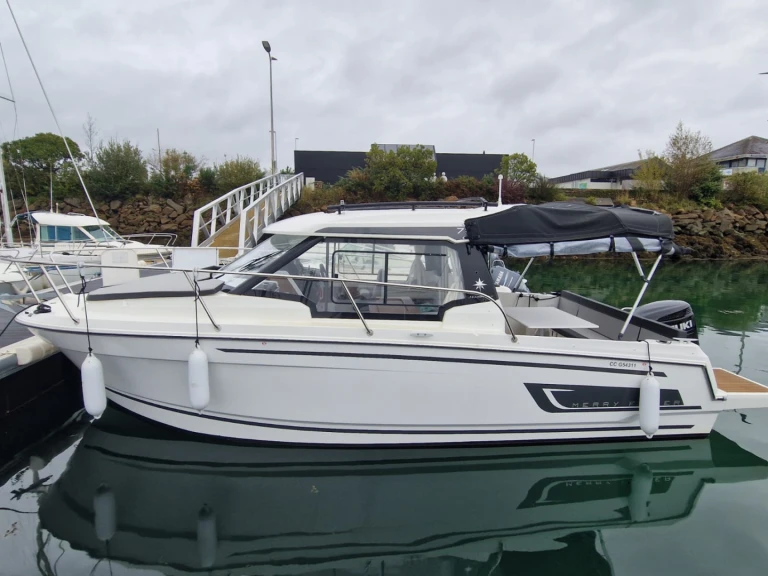 Jeanneau Merry Fisher 795 Serie 2 de alquiler a La Forêt-Fouesnant
