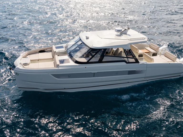 Alquiler Catamarán YOT con o sin  título de navegación