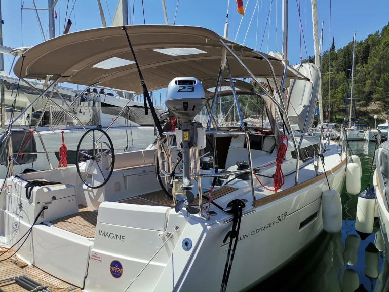 Alquiler de Jeanneau Sun Odyssey 389 en Palma de Mallorca