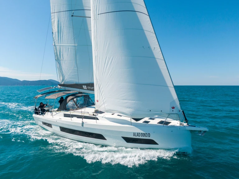 Alquiler de barcos Piombino barato de Dufour 41