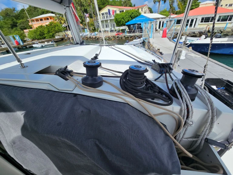 Alquiler de Catamarán, con o sin patrón Fountaine Pajot Frenchtown