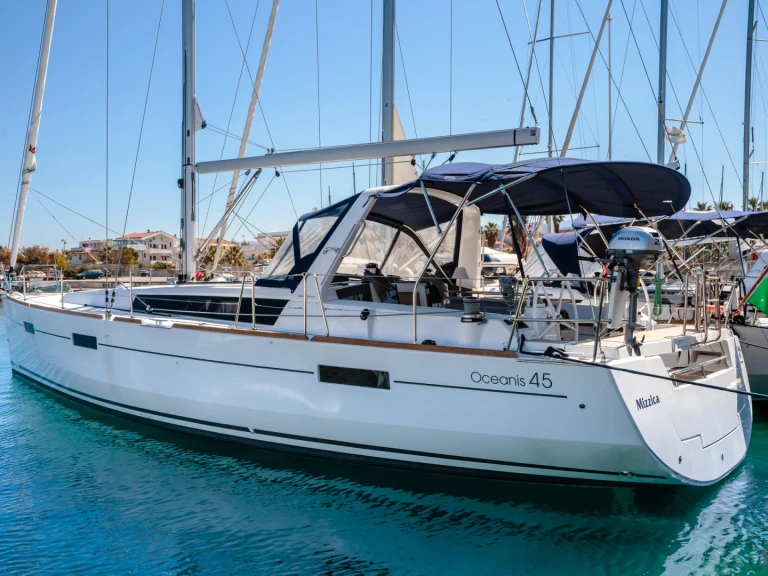 Alquiler Villa San Giovanni - Bénéteau Oceanis 45 en SamBoat