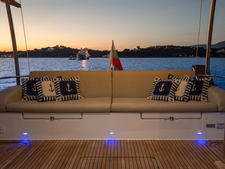 Alquiler de Fountaine Pajot Fountaine Pajot MY6 en Gouviá
