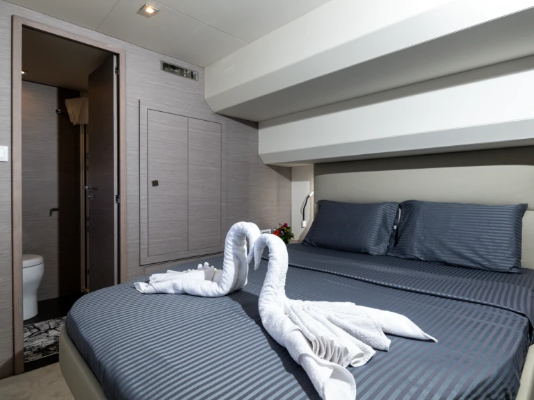 Alquiler de Fountaine Pajot Fountaine Pajot MY6 en Sámi