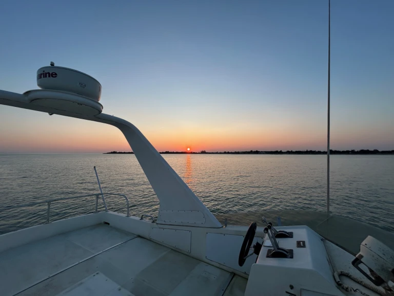 Alquiler de barcos La Rochelle barato de Guy Couach 1400 Fly