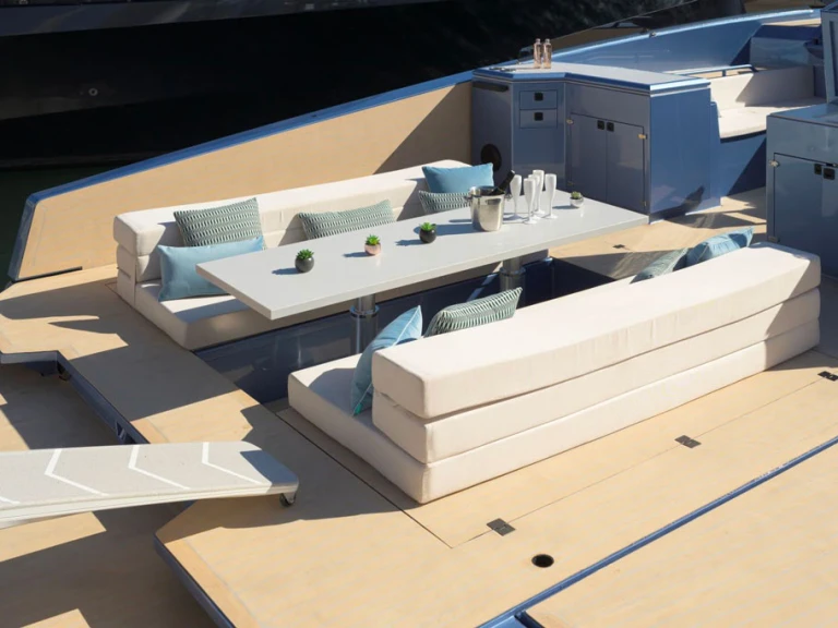 Alquiler de embarcaciones Alium 42 S enCannes en Samboat