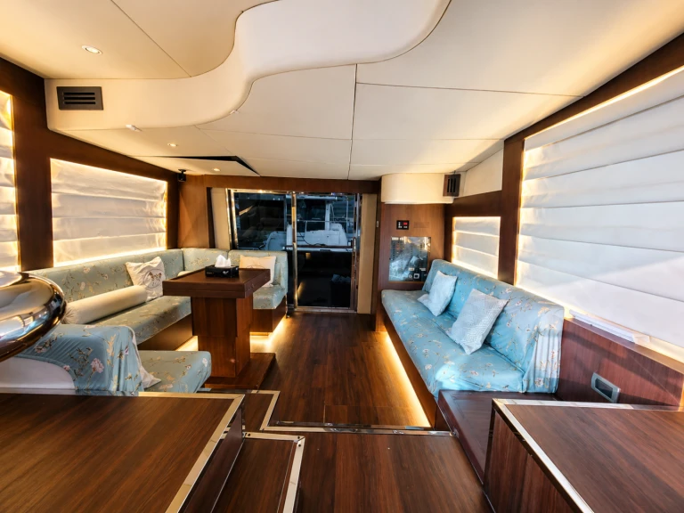 Alquiler Lancha en Dubai Marina - Custom Made 50 MY