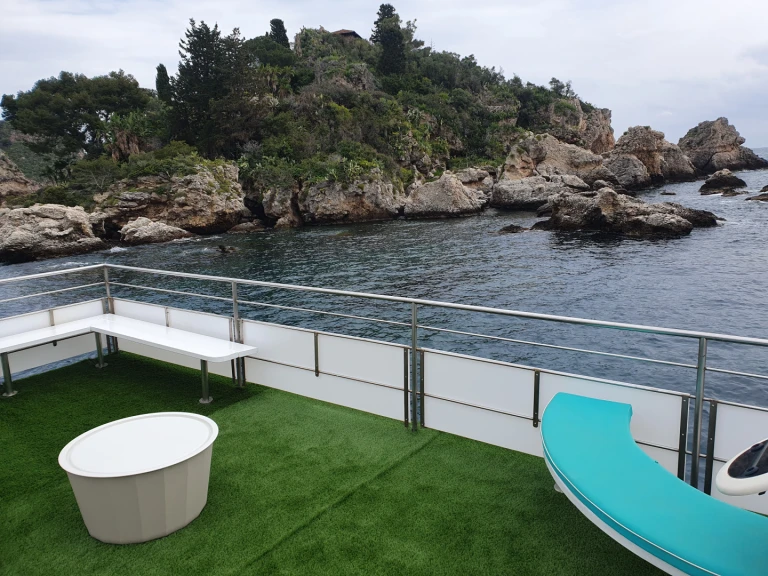 Alquiler de Lancha, con o sin patrón monstes Porto di Giardini