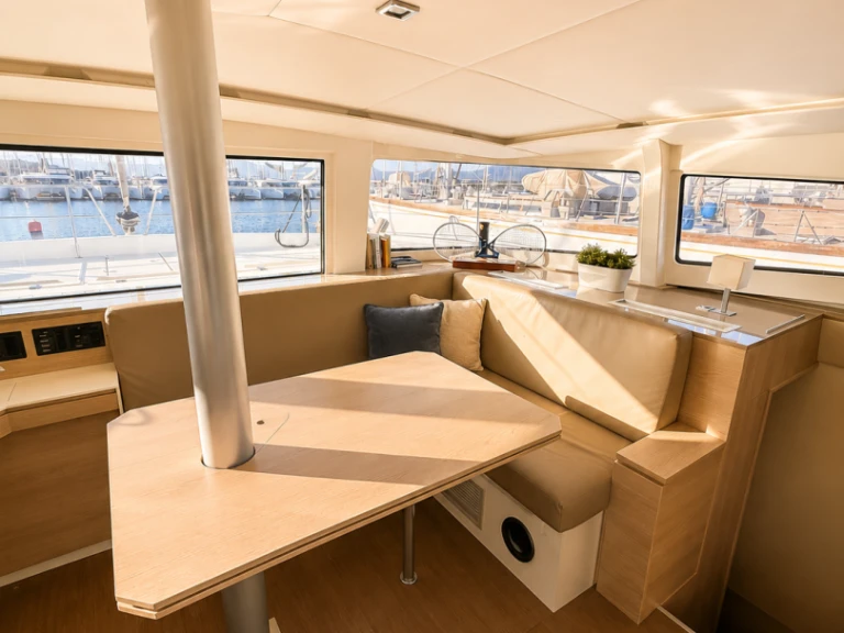 Alquiler Catamarán Bali con o sin  título de navegación