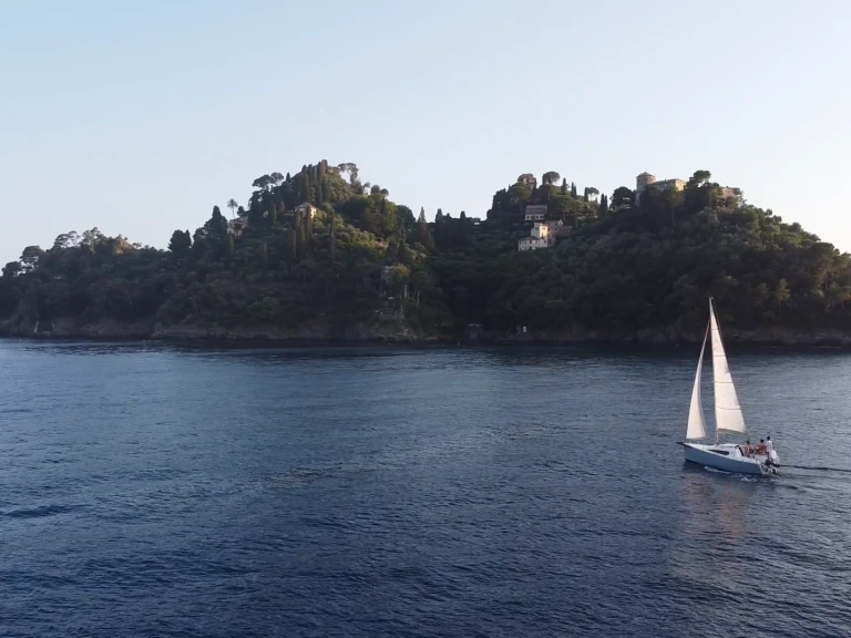 Velero para alquilar Rapallo al mejor precio