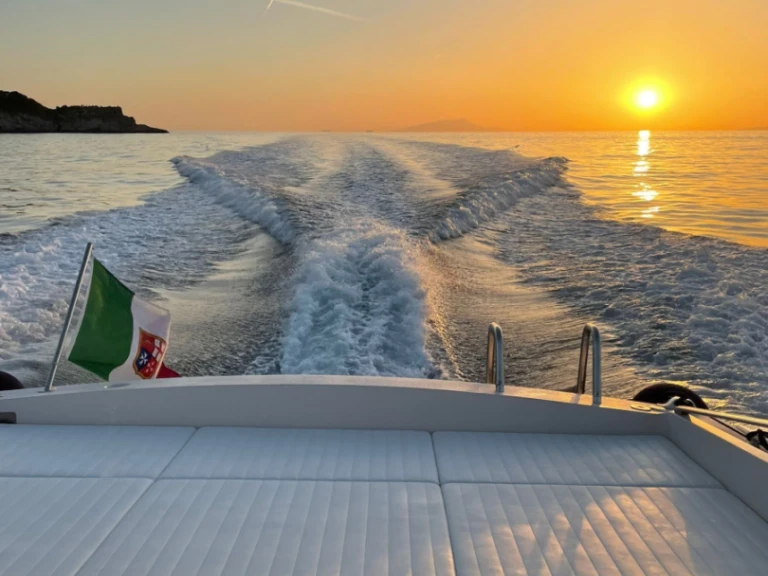 Alquiler de Yate de lujo, con o sin patrón Itama Sorrento