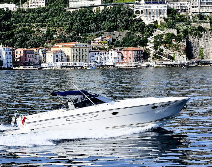 Alquiler de Itama Itama 38 en Sorrento
