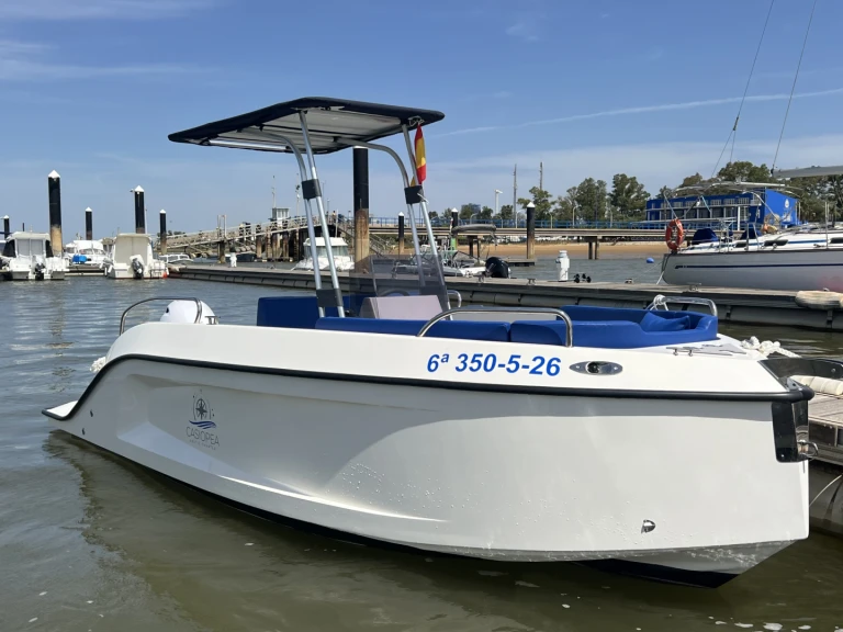 Alquiler de barcos Real Club Marítimo de Huelva barato de Bey 18