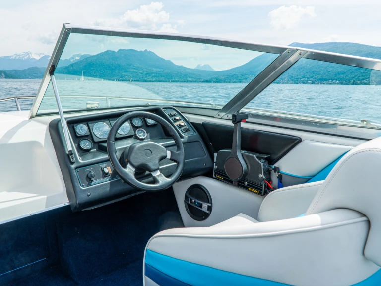 Chaparral 1850 SL de alquiler a Annecy
