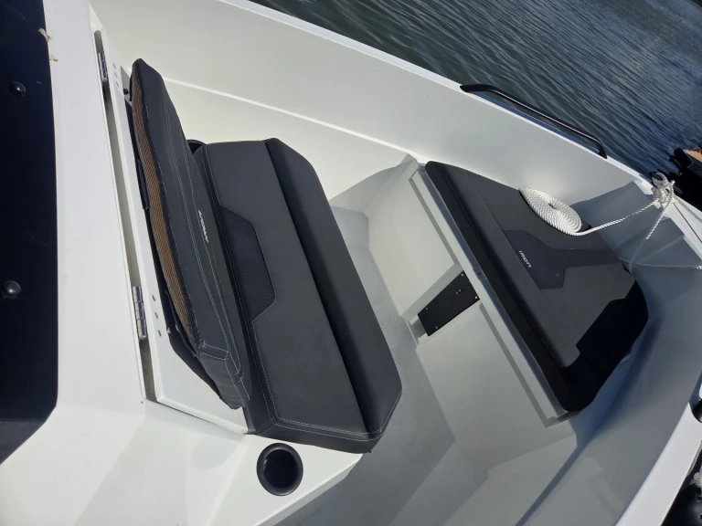 Alquiler de IRON BOATS  IRON 6.47 en Vannes