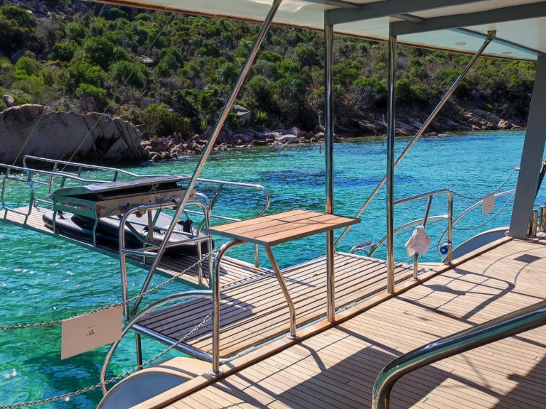Alquiler de embarcaciones Ozgur ozdemir one off enNápoles en Samboat