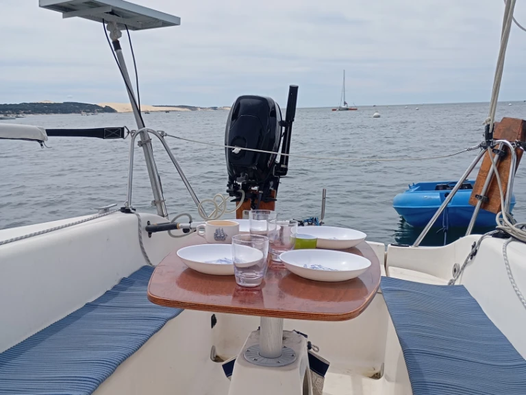 Alquiler de embarcaciones B2 Marine Blue Djinn enPyla sur Mer en Samboat