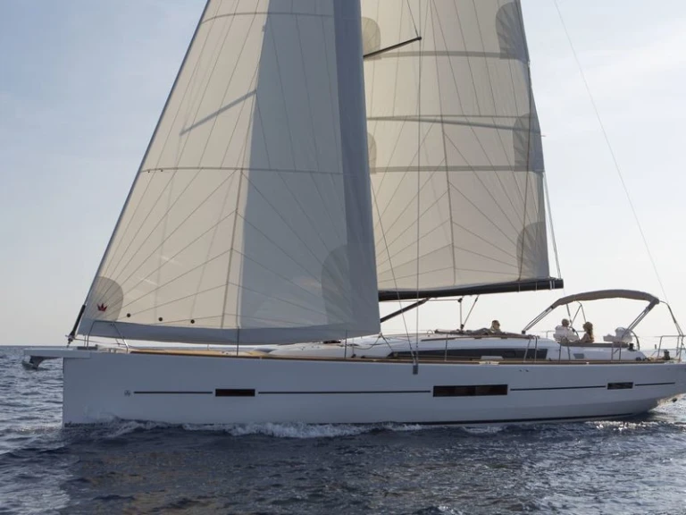 Alquiler de barcos Furnari barato de Dufour 520 Grand Large