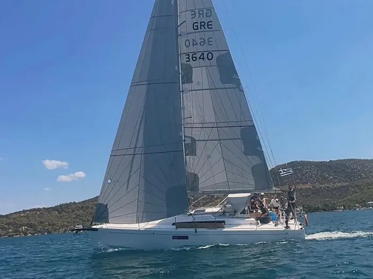 Alquiler Velero en El Pireo - Bénéteau First 36