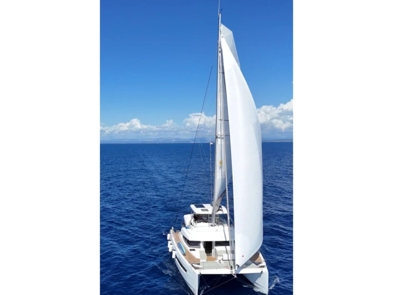 Alquiler de Catamarán, con o sin patrón Bali Kaštel Gomilica