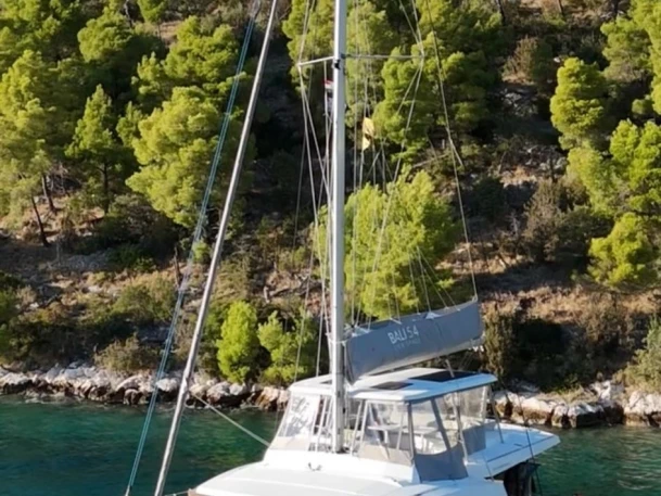 Alquiler de Catamarán, con o sin patrón Bali Kaštel Gomilica