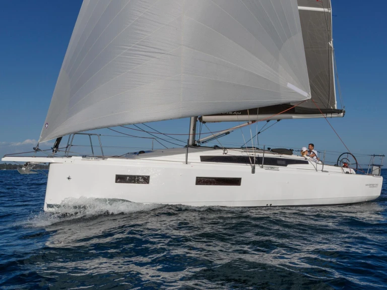 Alquiler de Jeanneau Sun Odyssey 350 en Biograd na Moru