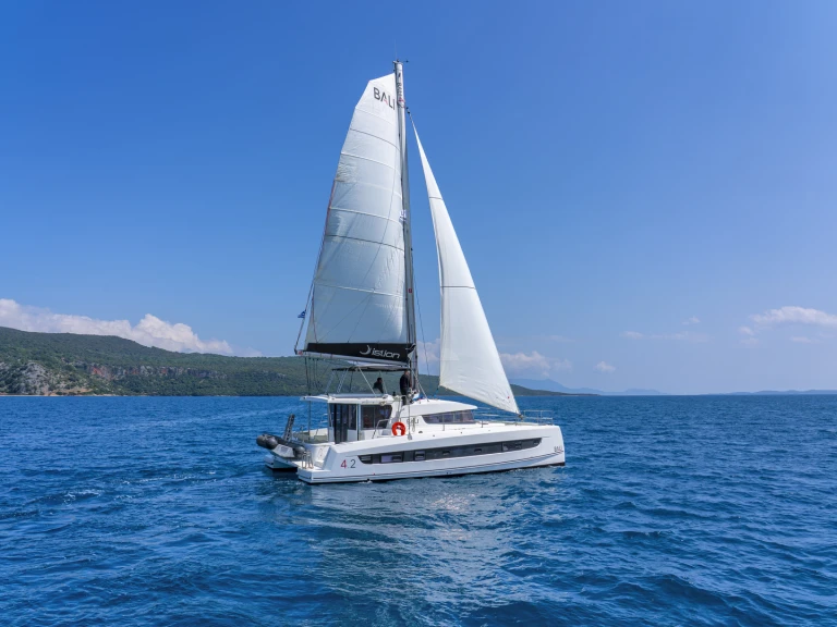 Bali Bali 4.2 de alquiler a Lefkáda
