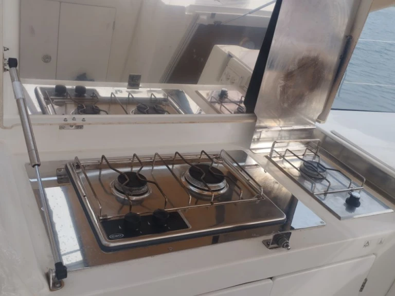 Alquiler Gouviá - Jeanneau Sun Loft 47 en SamBoat