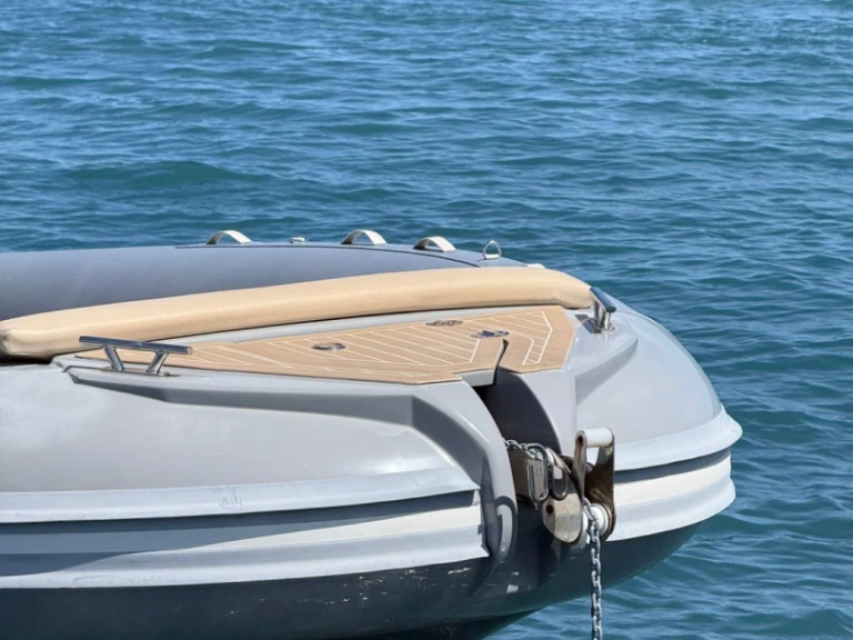 Alquiler de embarcaciones Salpa Salpa Soleil 28 enAntibes en Samboat